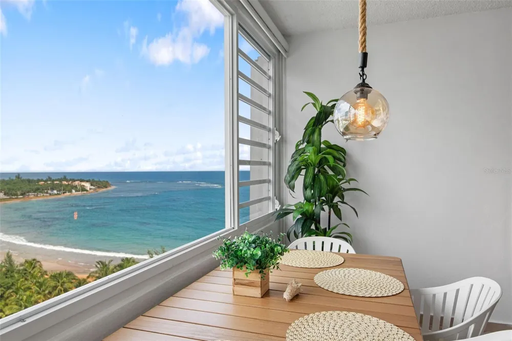 1404 COND PLAYA AZUL III #1404 Luquillo, PR 00773