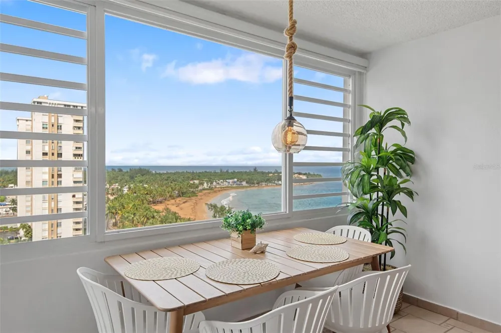 1404 COND PLAYA AZUL III #1404 Luquillo, PR 00773