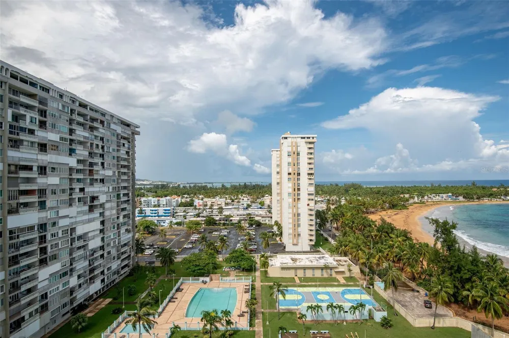 1404 COND PLAYA AZUL III #1404 Luquillo, PR 00773