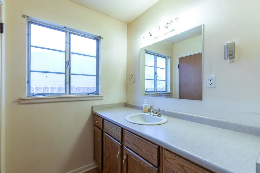1625 Bridge Avenue Abilene, TX 79603