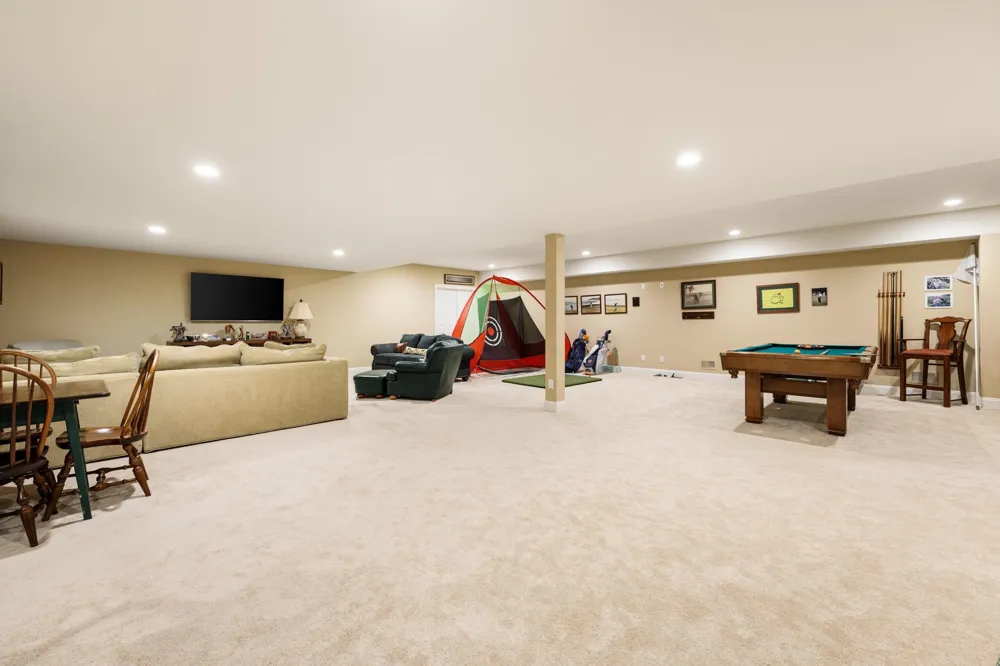 5552 S Spyglass Ridge Drive Suttons Bay Township, MI 49682