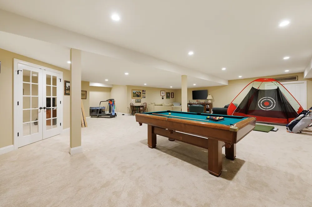 5552 S Spyglass Ridge Drive Suttons Bay Township, MI 49682