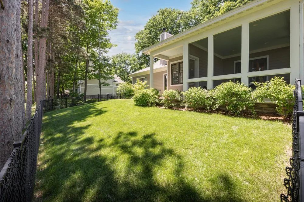 5552 S Spyglass Ridge Drive Suttons Bay Township, MI 49682