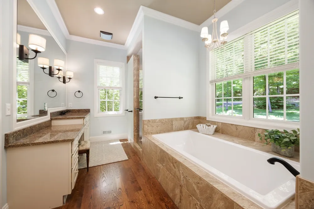 5552 S Spyglass Ridge Drive Suttons Bay Township, MI 49682