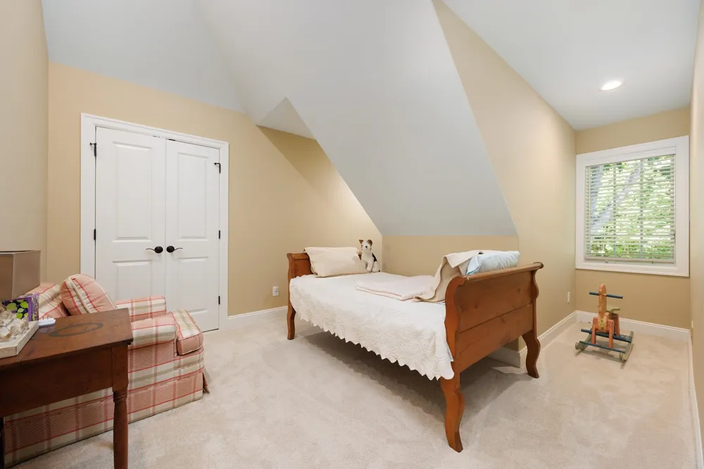5552 S Spyglass Ridge Drive Suttons Bay Township, MI 49682
