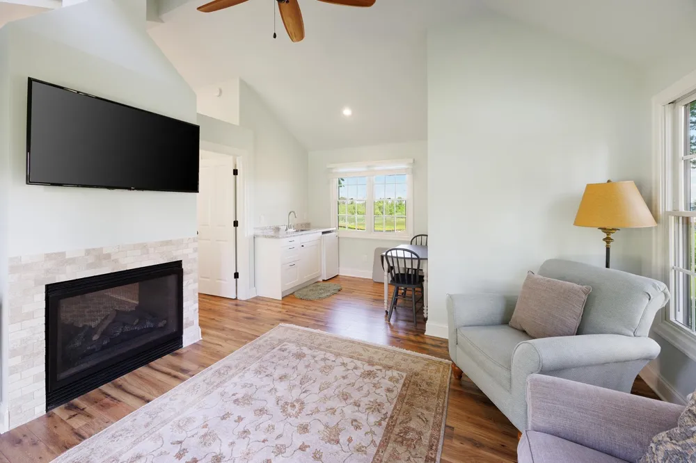 5552 S Spyglass Ridge Drive Suttons Bay Township, MI 49682