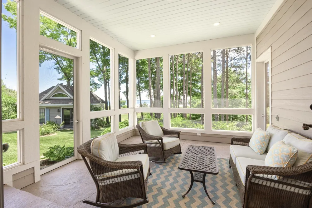 5552 S Spyglass Ridge Drive Suttons Bay Township, MI 49682