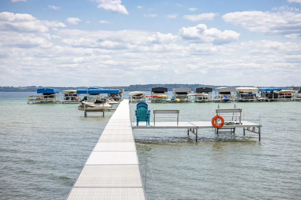 5552 S Spyglass Ridge Drive Suttons Bay Township, MI 49682