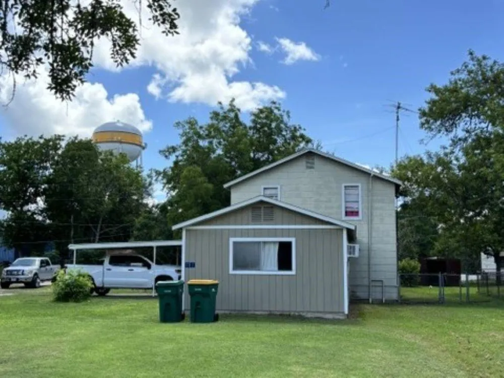 927 N Franklin Street La Grange, TX 78945