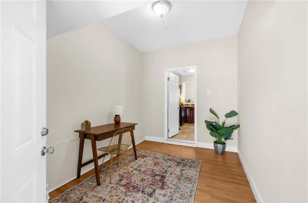 1462 Bellsmith Drive Roswell, GA 30076