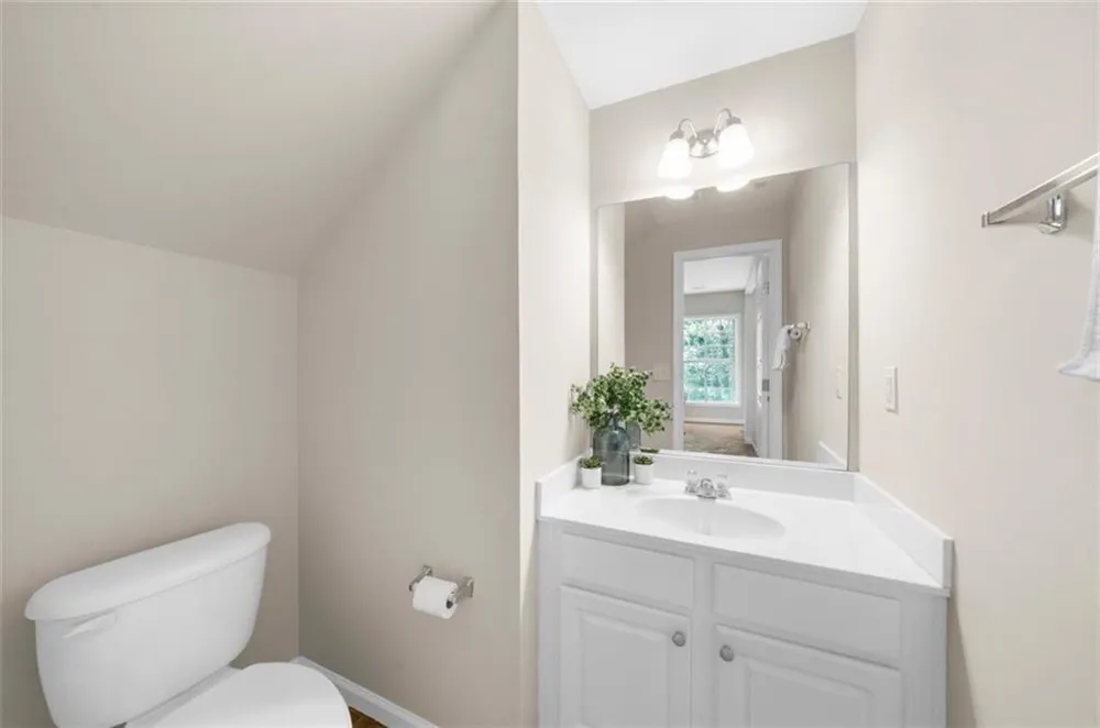 1462 Bellsmith Drive Roswell, GA 30076