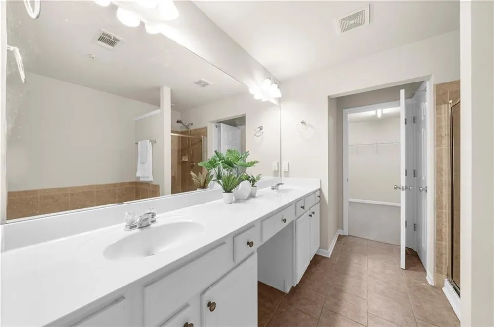 1462 Bellsmith Drive Roswell, GA 30076