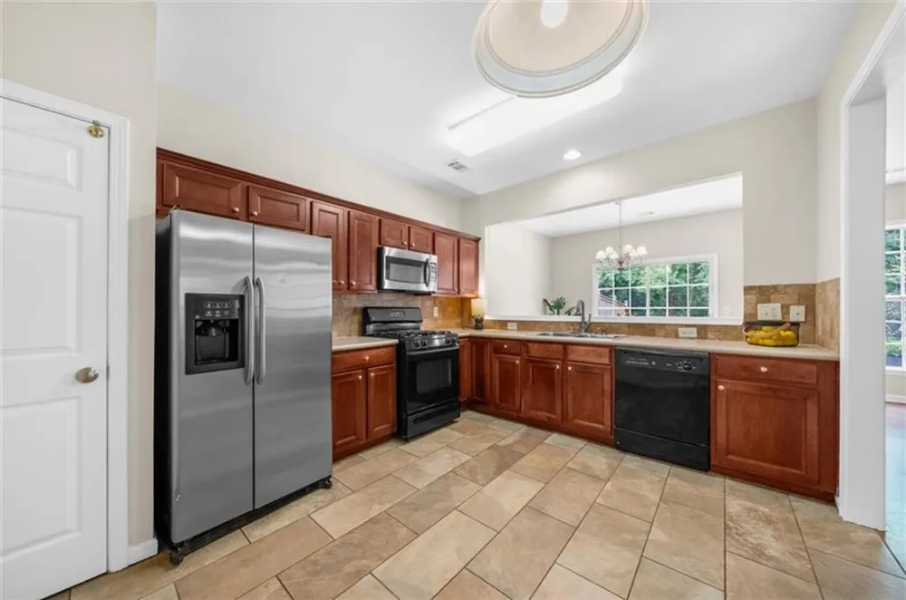 1462 Bellsmith Drive Roswell, GA 30076
