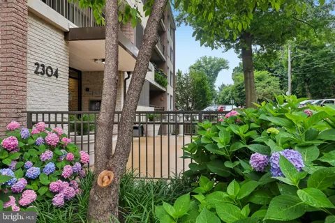 2304 RIDDLE AVENUE #5C