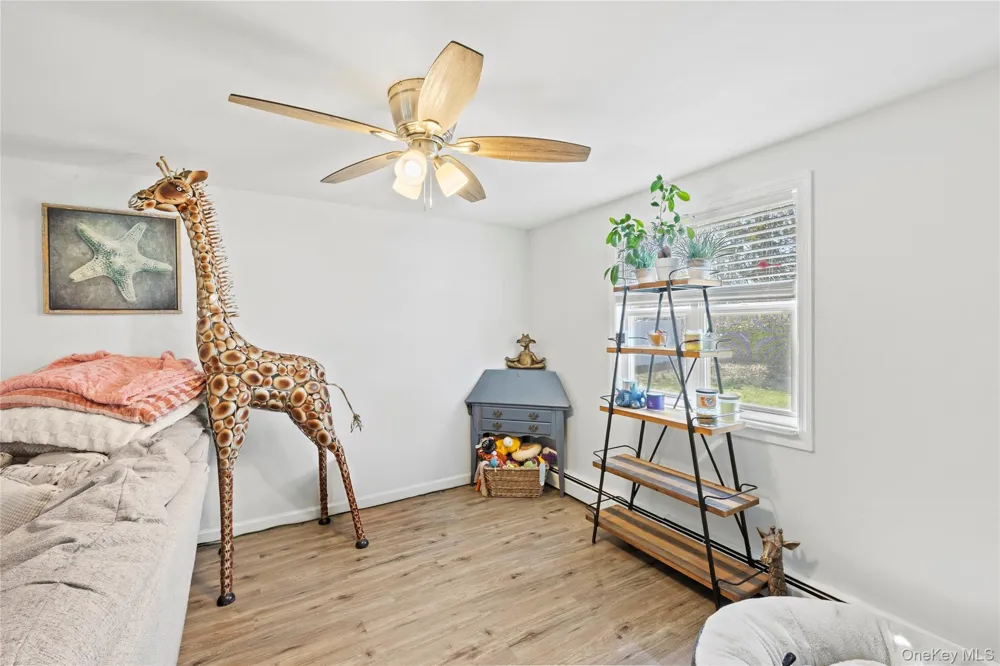 26 Allegheny Drive E Farmingville, NY 11738