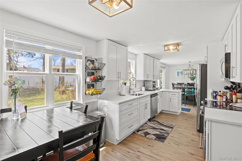 26 Allegheny Drive E Farmingville, NY 11738