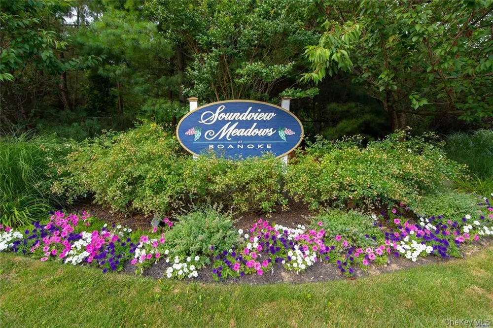 4 Pheasant Court Riverhead, NY 11901