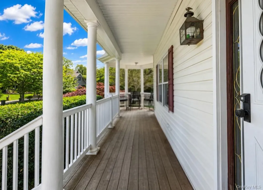 4 Pheasant Court Riverhead, NY 11901