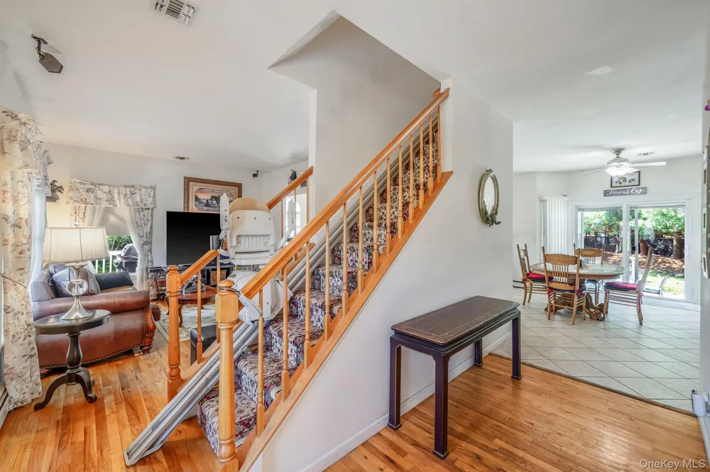 4 Pheasant Court Riverhead, NY 11901