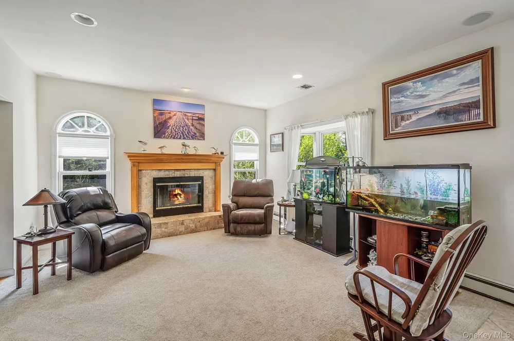 4 Pheasant Court Riverhead, NY 11901