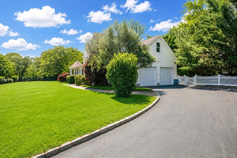 4 Pheasant Court Riverhead, NY 11901