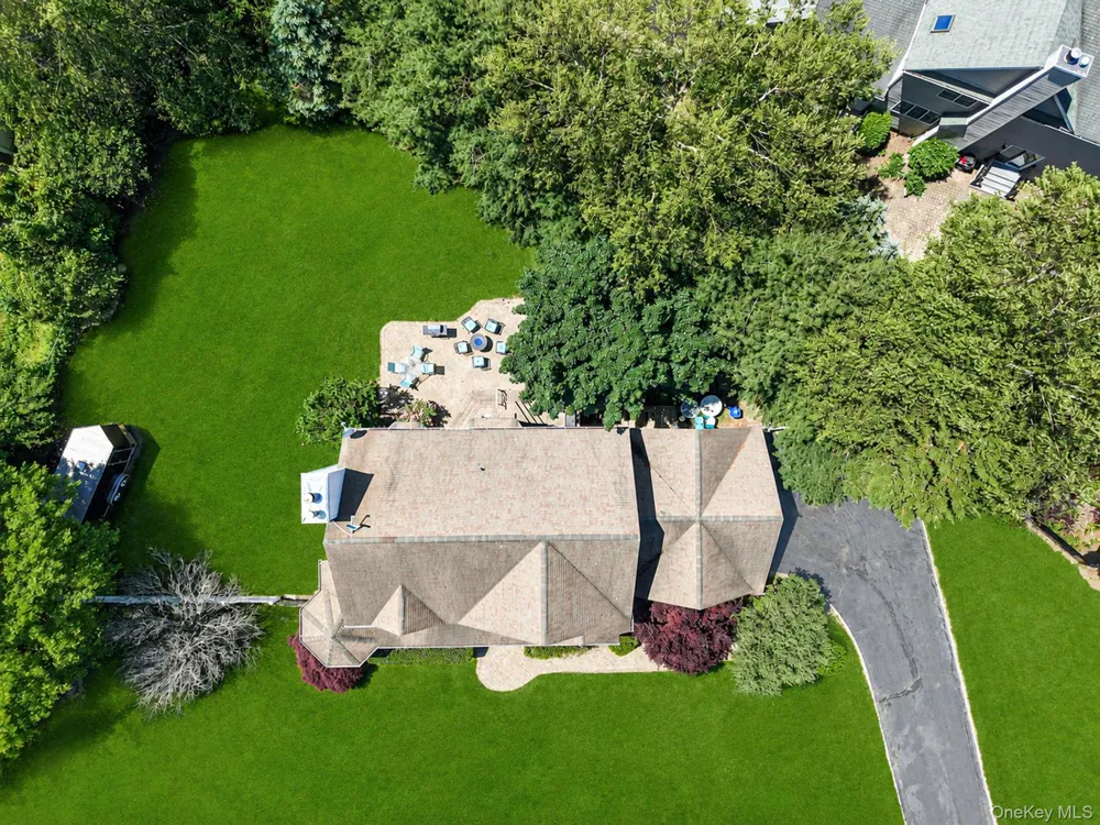 4 Pheasant Court Riverhead, NY 11901