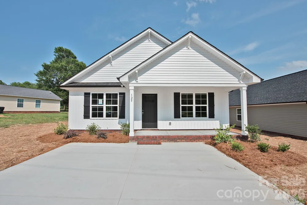 125 S Beaver Street Landis, NC 28088