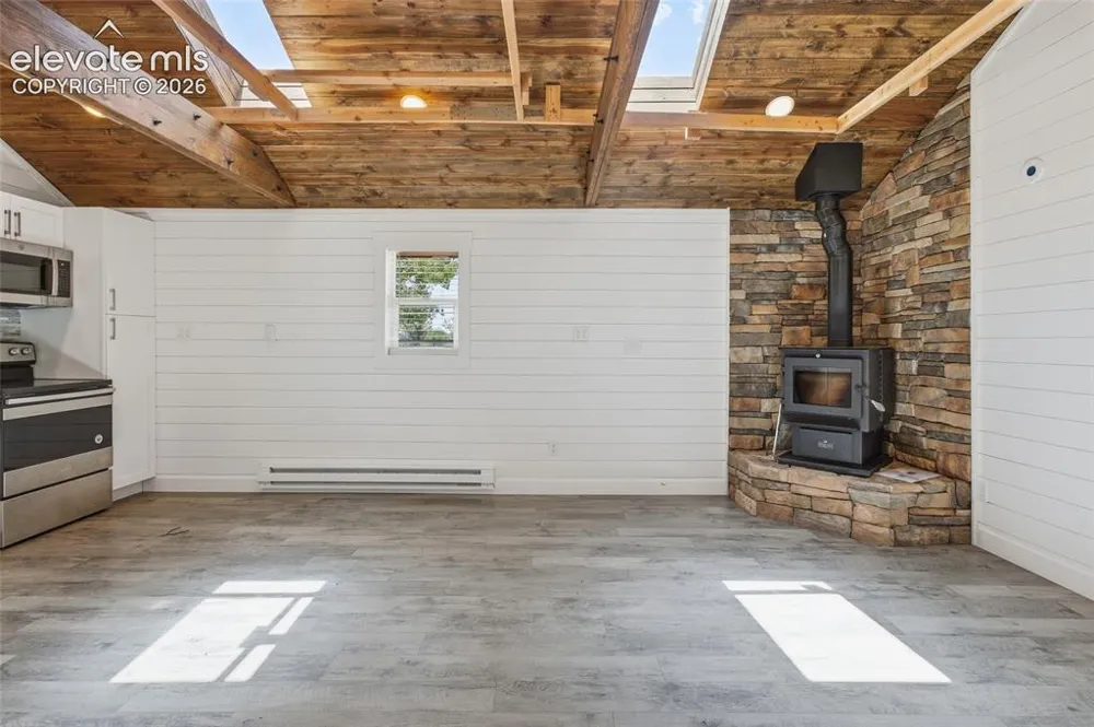3000 Wildhorn Road Florissant, CO 80816