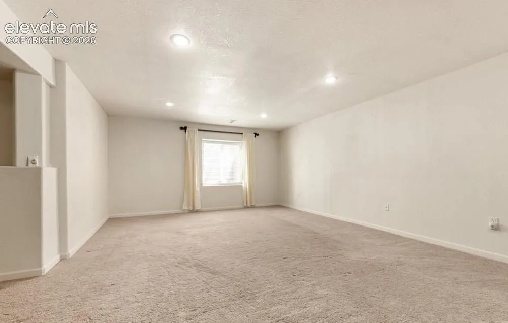 3538 Raccoon Lane Pueblo, CO 81005