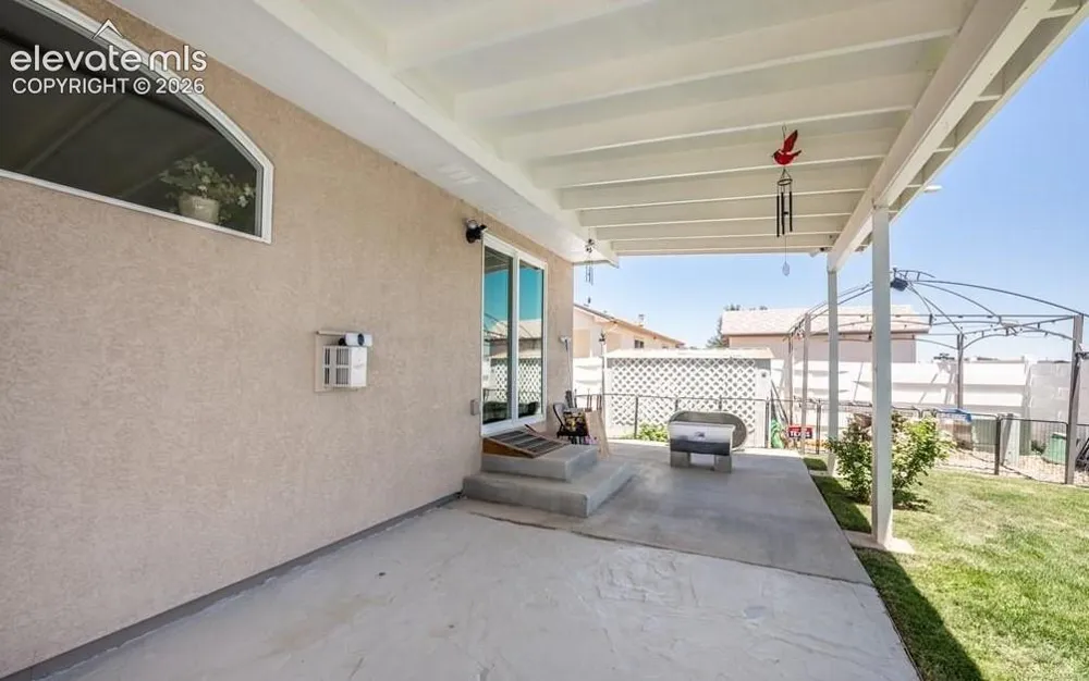 3538 Raccoon Lane Pueblo, CO 81005
