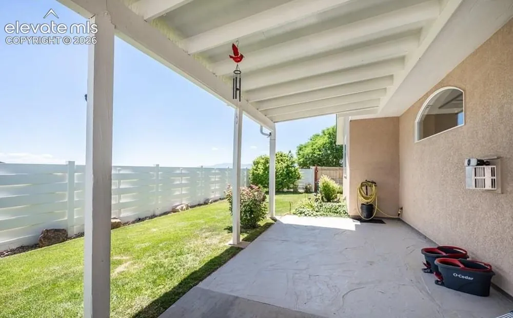 3538 Raccoon Lane Pueblo, CO 81005