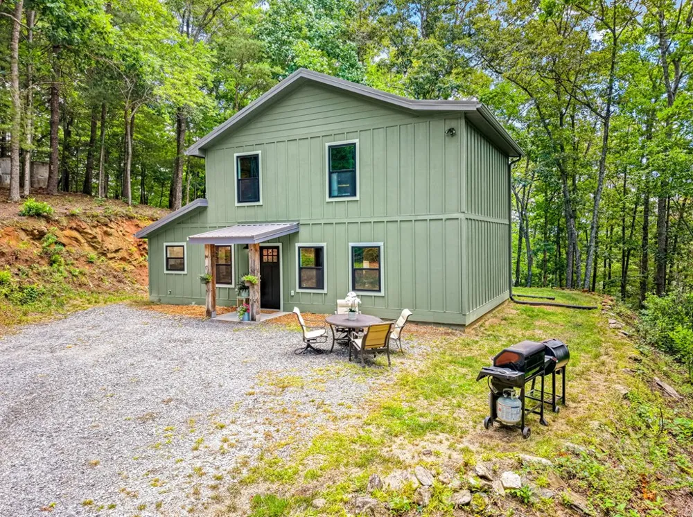 Judds Trail Franklin, NC 28734