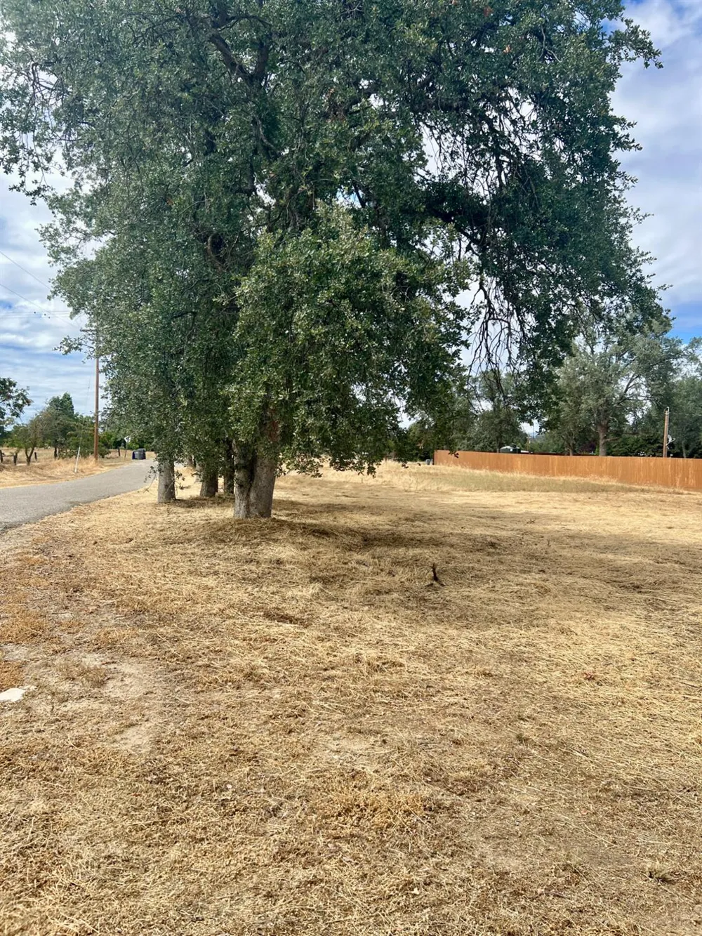 33831 Medford Road Auberry, CA 93602
