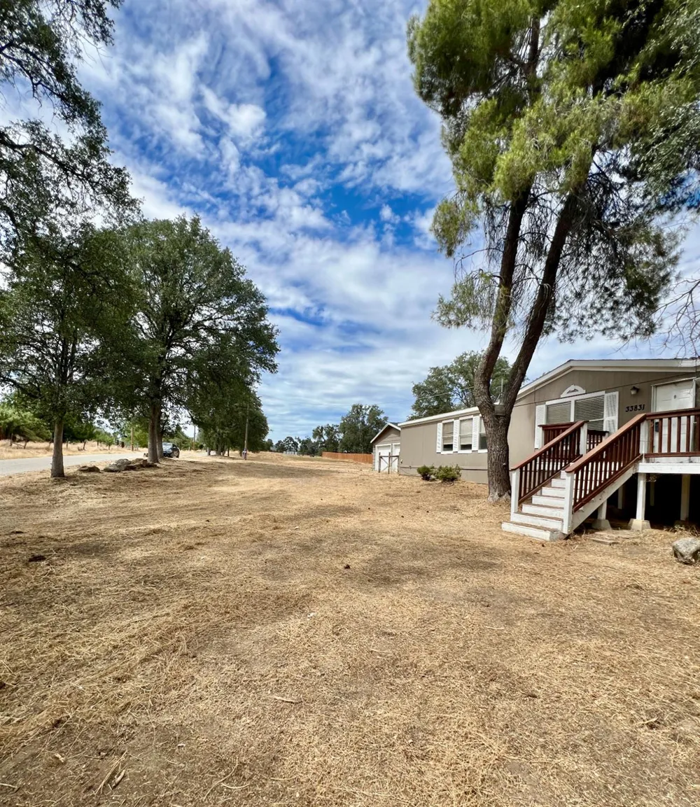 33831 Medford Road Auberry, CA 93602