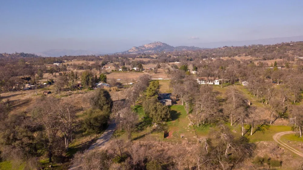 33831 Medford Road Auberry, CA 93602