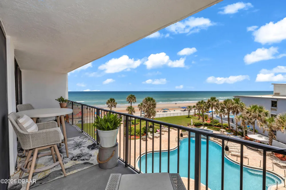 2425 S Atlantic Avenue #406 Daytona Beach Shores, FL 32118