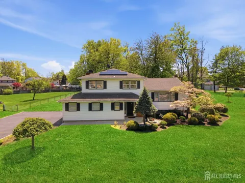 34 Ventnor Drive
