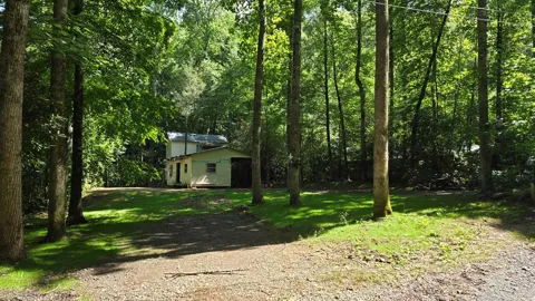 1536 Creek Road