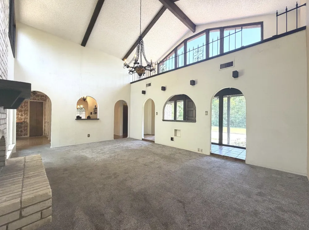 2510 Brookcrest Drive Garland, TX 75040