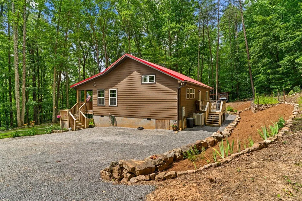 307 Smith Mountain Road Dunlap, TN 37327