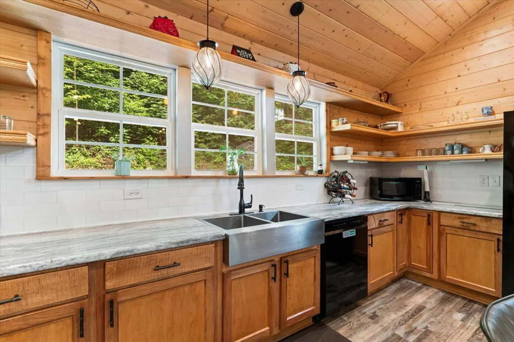 307 Smith Mountain Road Dunlap, TN 37327