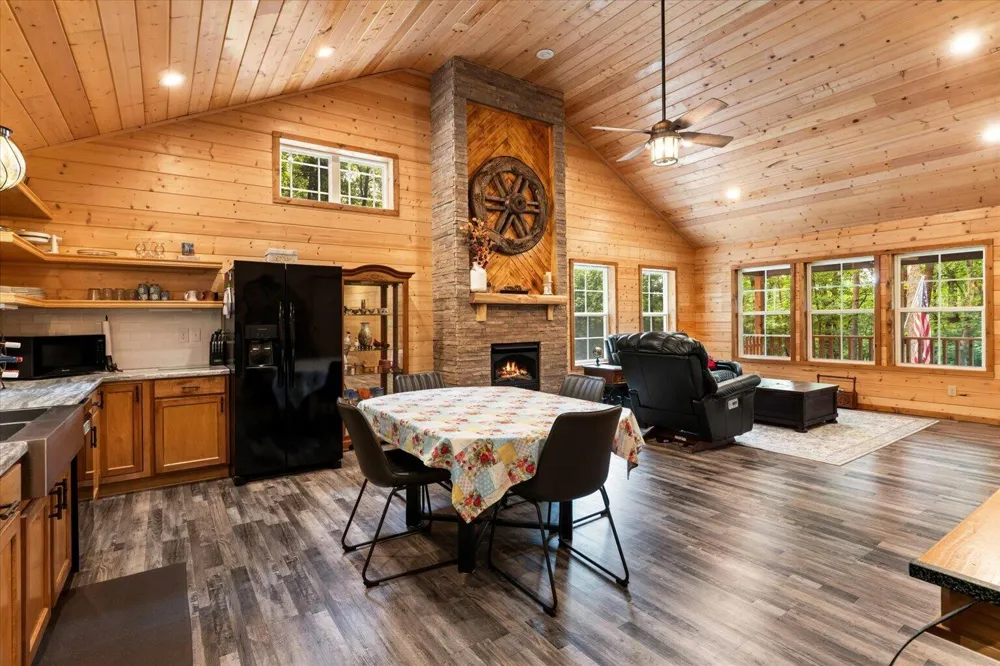 307 Smith Mountain Road Dunlap, TN 37327