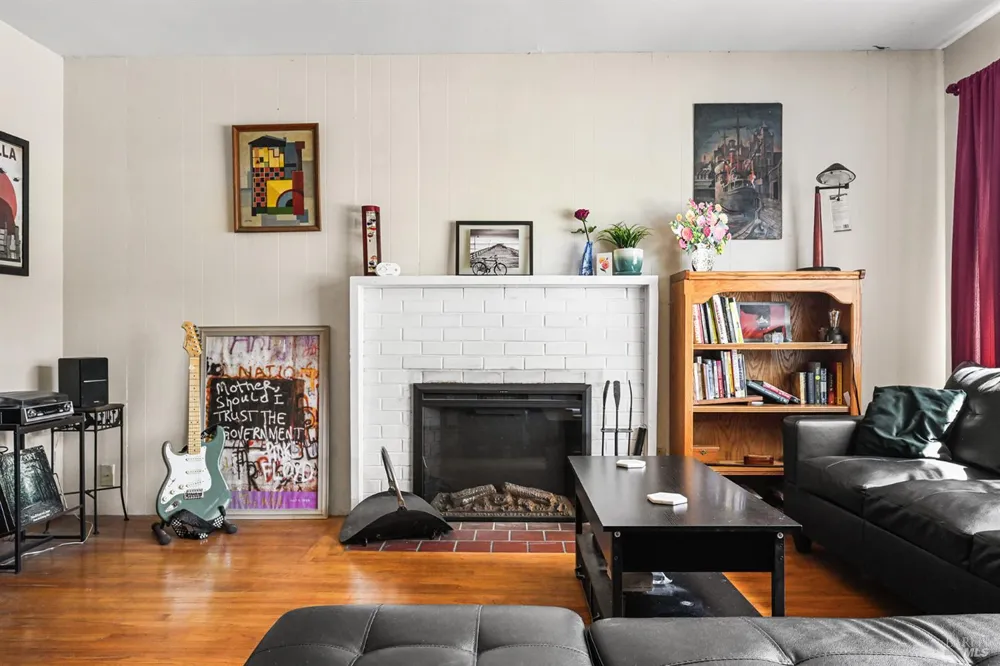 613 Ashbury Avenue Santa Rosa, CA 95404