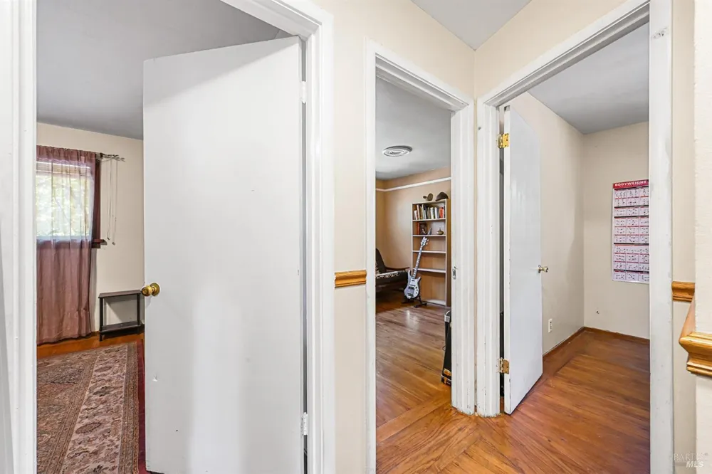 613 Ashbury Avenue Santa Rosa, CA 95404