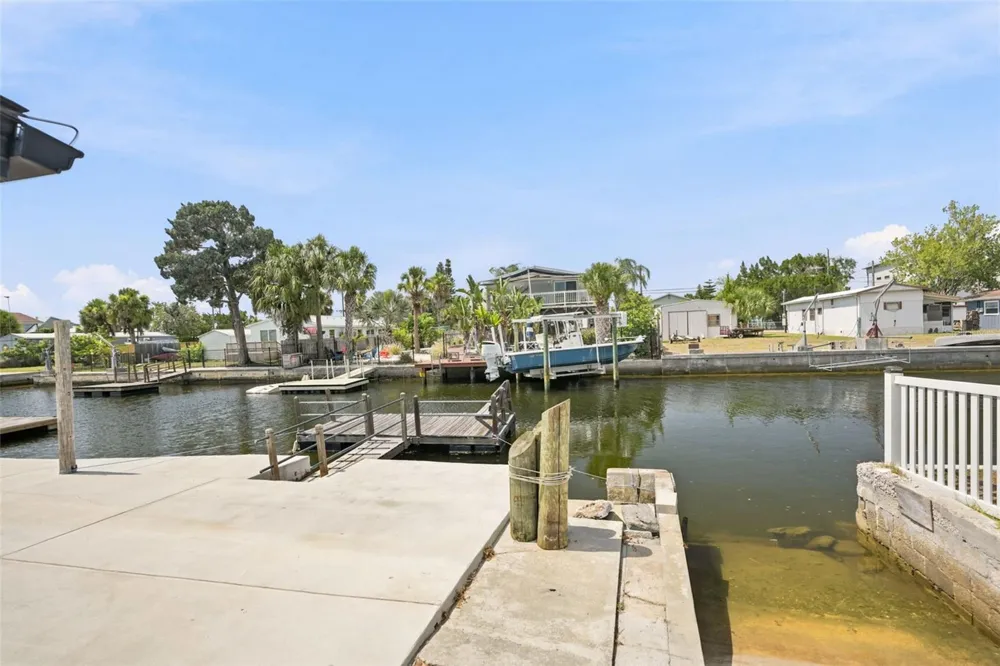 7037 MCCRAY DRIVE Hudson, FL 34667