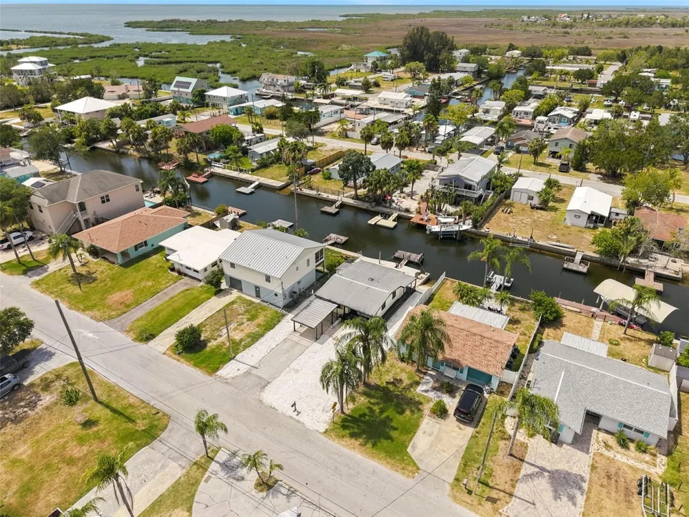 7037 MCCRAY DRIVE Hudson, FL 34667