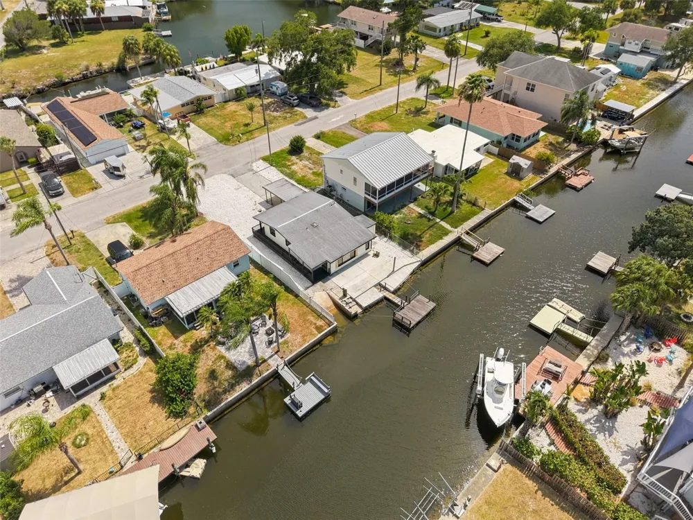7037 MCCRAY DRIVE Hudson, FL 34667