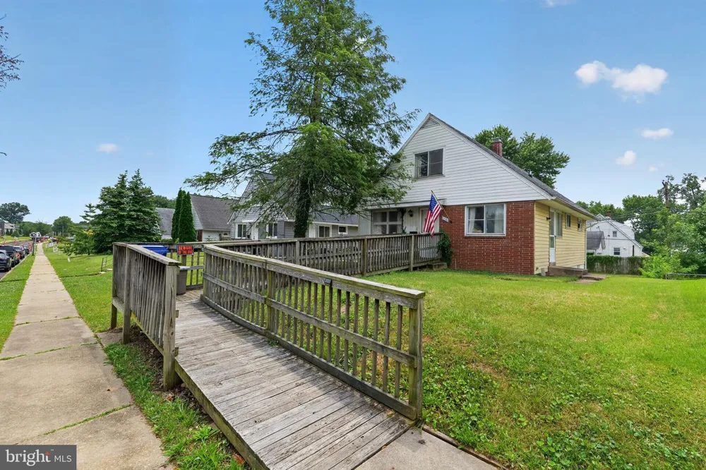 2729 CHESLEY AVENUE Baltimore, MD 21234