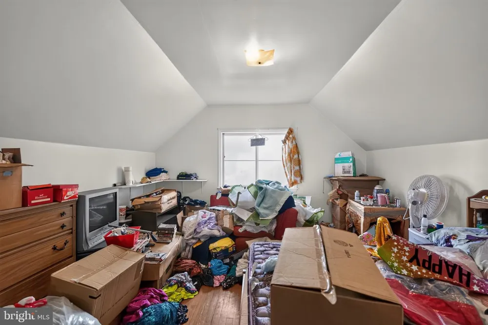 2729 CHESLEY AVENUE Baltimore, MD 21234
