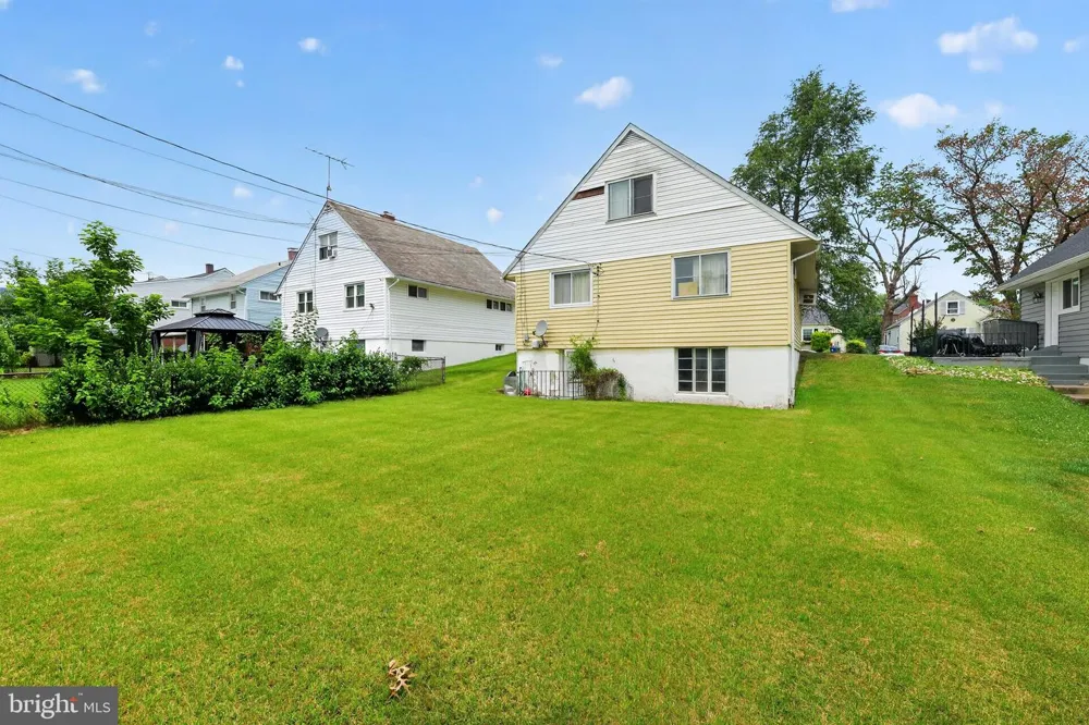 2729 CHESLEY AVENUE Baltimore, MD 21234